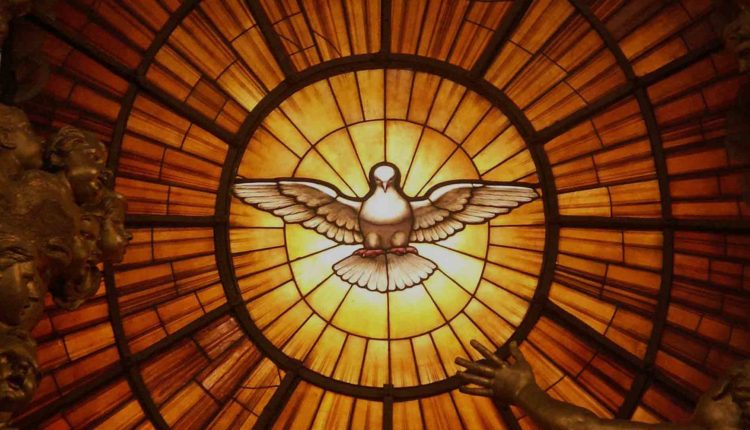 Como fazer os dons do Espírito Santo agirem em nós