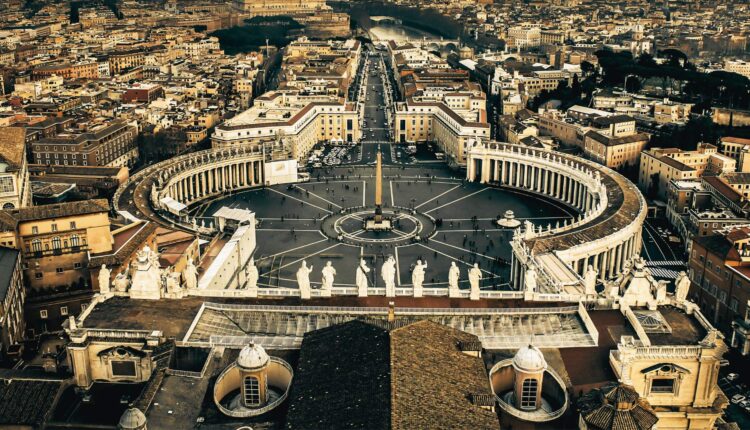 Igreja Católica: Mentirosa, Iludida ou Verdadeira